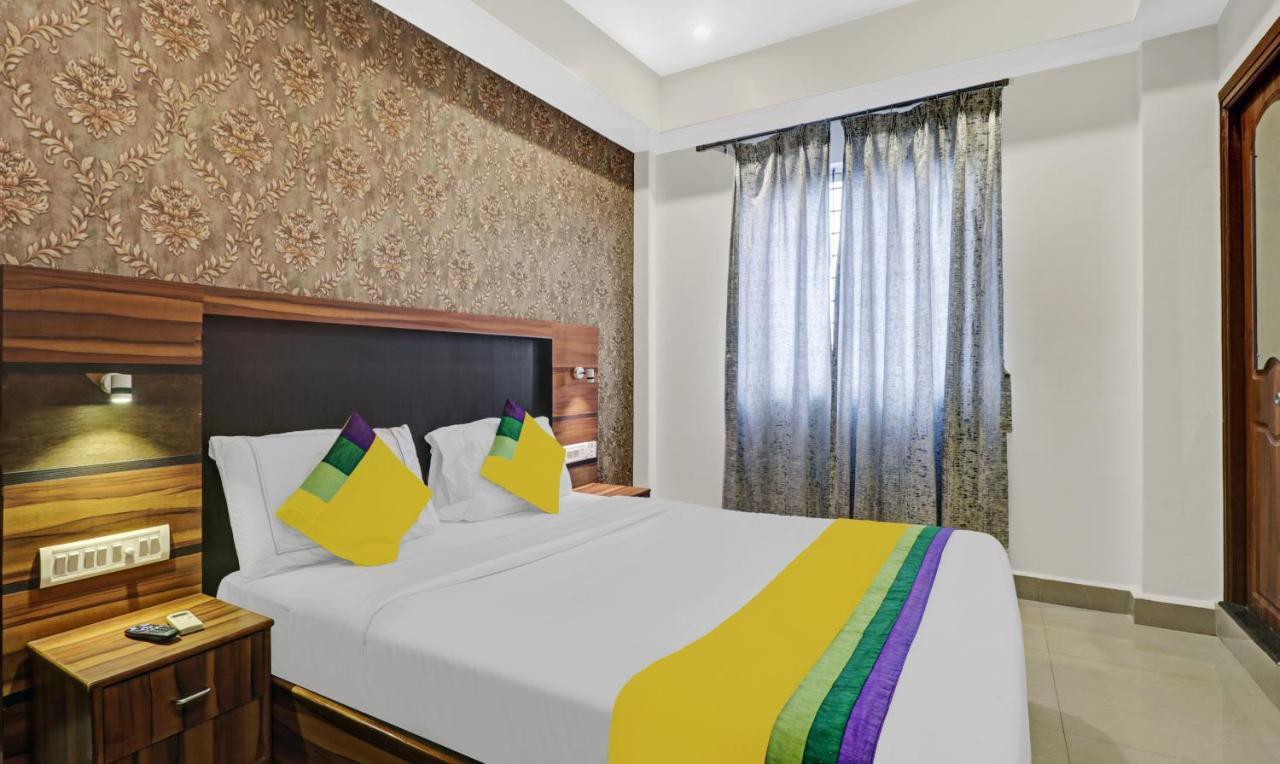 Itsy Hotels Elmas Golden Key Bangalore Exterior photo