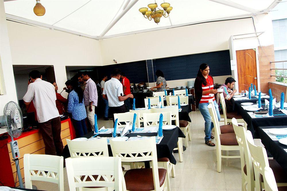Itsy Hotels Elmas Golden Key Bangalore Exterior photo